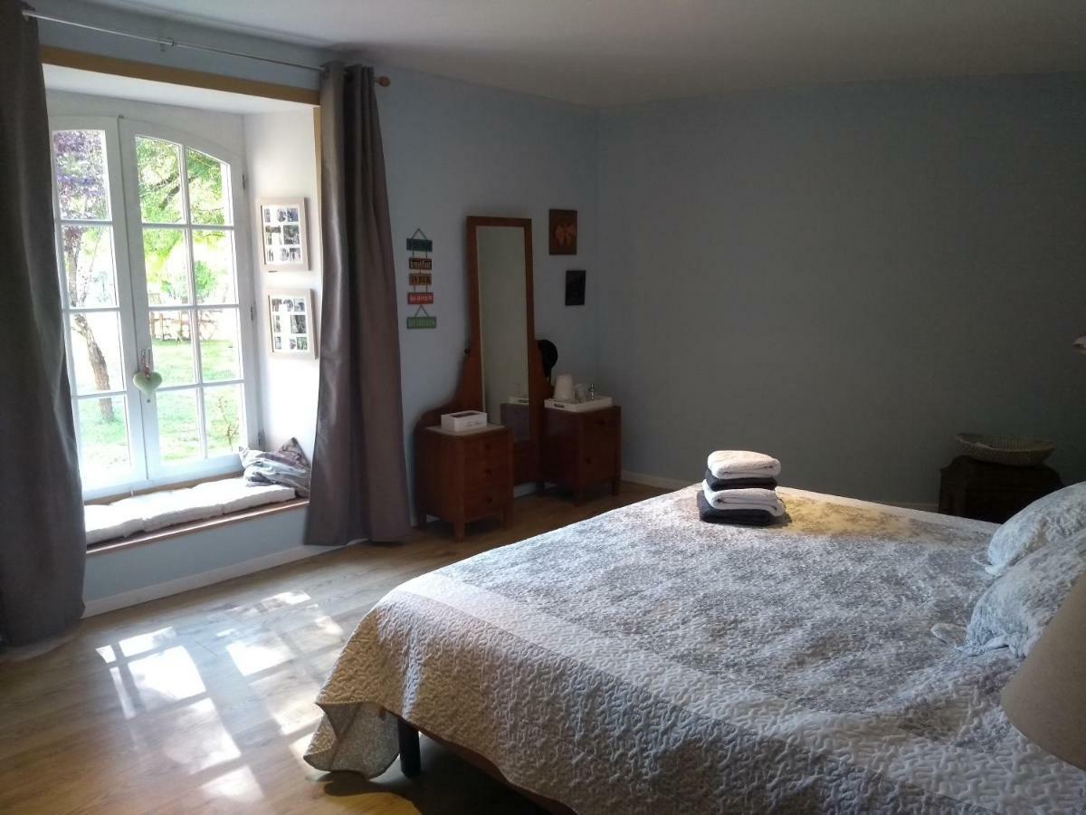 Le Domaine Des Platanes Bed & Breakfast Bourg-Charente Exterior photo
